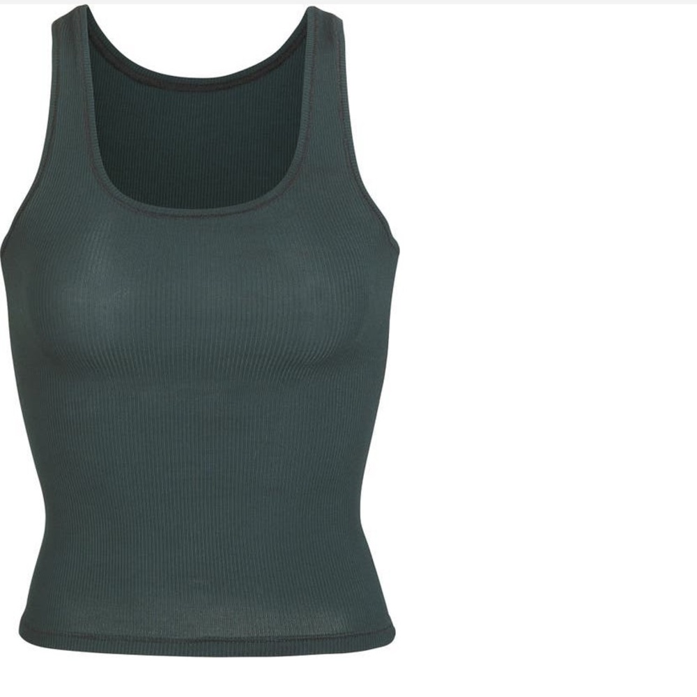 Brand new with tags skim lounge set two piece tank + leggings